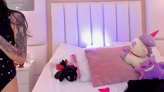 LaylaDoll_ from StripChat