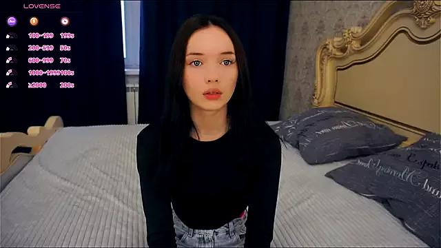 LeahNettles from StripChat is Freechat