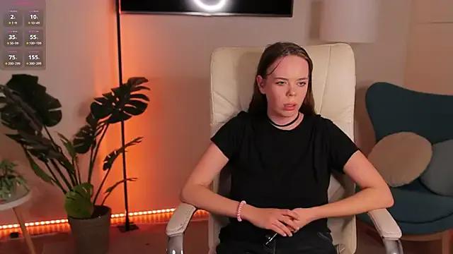 Lexi_West from StripChat is Freechat