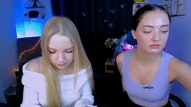 leyla_hottie from StripChat is Freechat