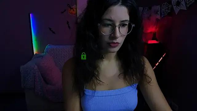 lia_make_love from StripChat is Freechat