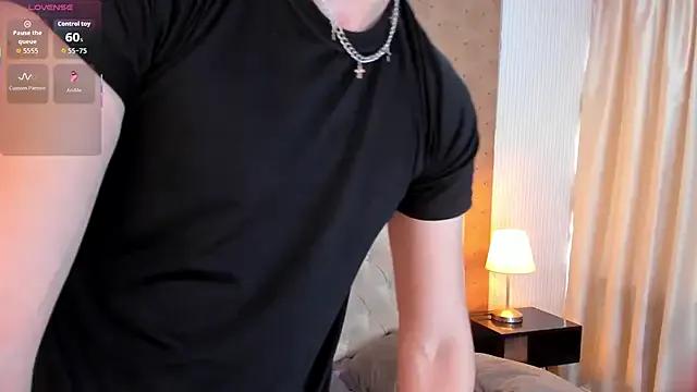 Liam_twiink from StripChat