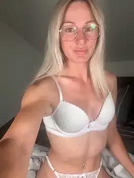 Find your cherished anal broadcaster match with our advanced interactive search and filtering options, allowing you to tailor-make your live event desires.