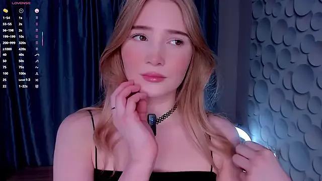 LianaLoss from StripChat is Freechat