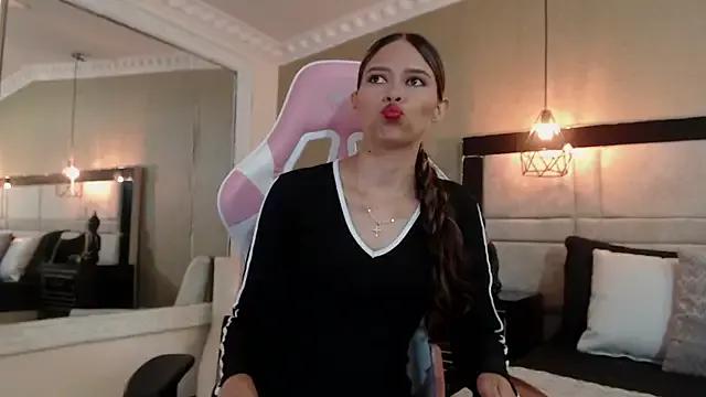 LiliJensen from StripChat is Freechat