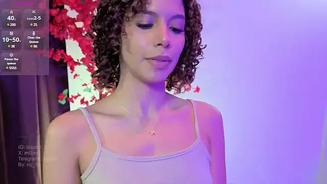 lilijwatson from StripChat is Freechat