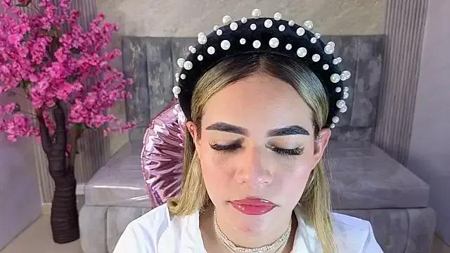 Find your cherished anal broadcaster match with our advanced interactive search and filtering options, allowing you to tailor-make your live event desires.