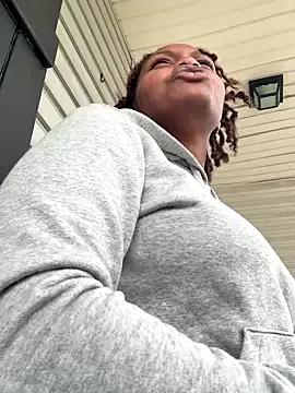 lilthstarr from StripChat is Freechat