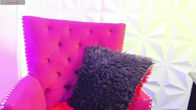 LilyQueen_cg from StripChat is Freechat