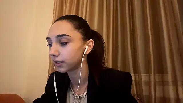LinaMour from StripChat is Freechat