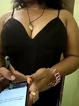 Lipstickss from StripChat is Freechat