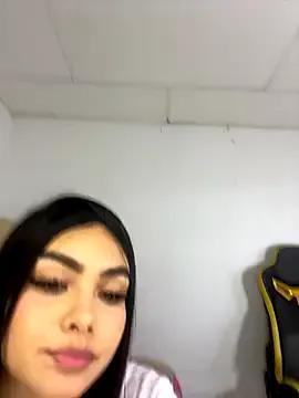 little_emiily_ from StripChat is Freechat