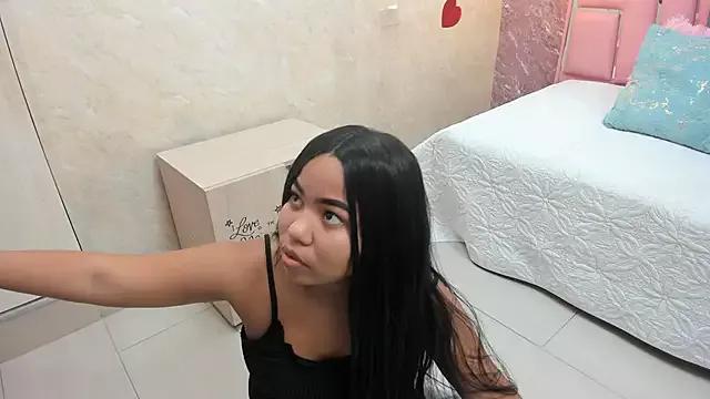 LITTLE_ONIX from StripChat