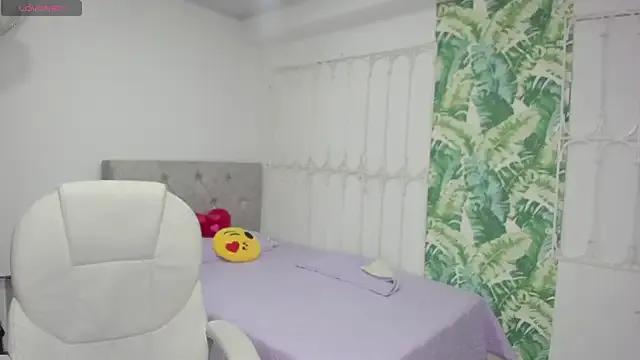 Find your cherished anal broadcaster match with our advanced interactive search and filtering options, allowing you to tailor-make your live event desires.