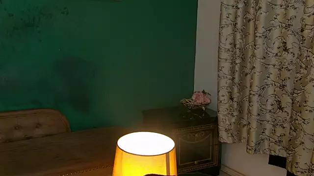 LittlePoem from StripChat is Freechat