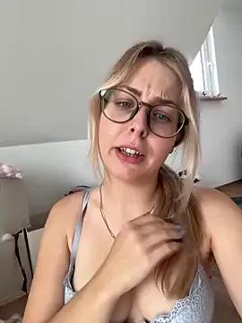 Find your cherished anal broadcaster match with our advanced interactive search and filtering options, allowing you to tailor-make your live event desires.
