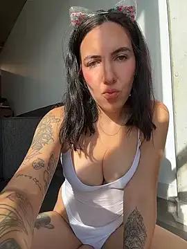 Lolathebaddie from StripChat is Freechat