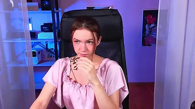 Loona_Eclipse from StripChat