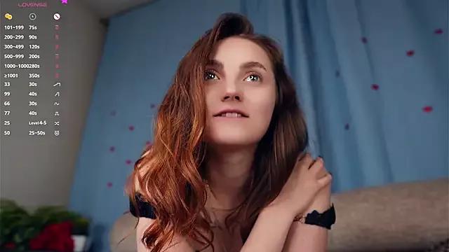 LoraDavi from StripChat is Freechat