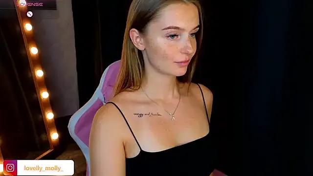 Lovelly_molly1 from StripChat is Freechat