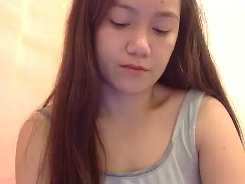 Lovelyclaya from StripChat is Freechat