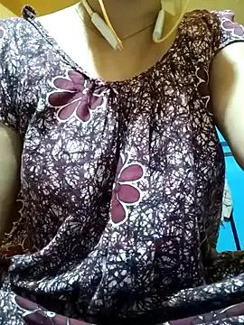 lovelysona11 from StripChat is Freechat