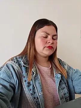 Find your cherished anal broadcaster match with our advanced interactive search and filtering options, allowing you to tailor-make your live event desires.