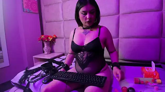 luciana_rosss from StripChat is Freechat
