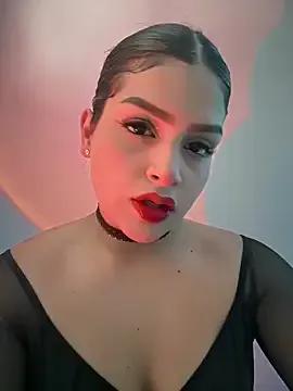 LucianaQuen from StripChat is Freechat