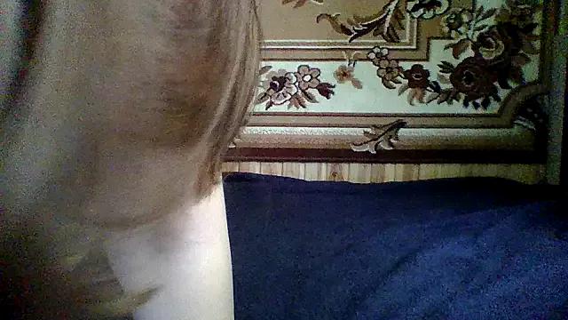 LuckyLust11 from StripChat is Freechat