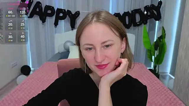 LuluChiiii from StripChat is Freechat