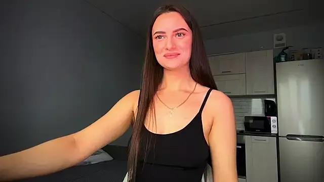 Luna_Raee from StripChat is Freechat