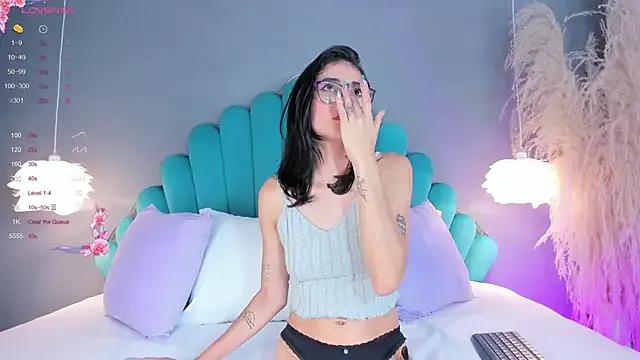 LunaBloomn from StripChat is Freechat