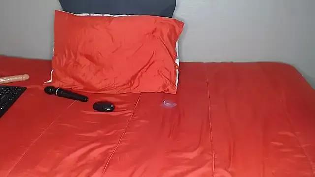 Lunalee from StripChat is Freechat
