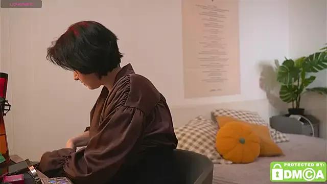 lunar_bluebell from StripChat is Freechat