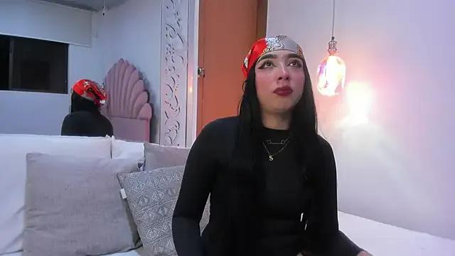 LunaRossy from StripChat is Freechat