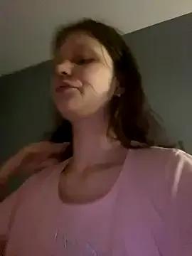 Lunliss from StripChat