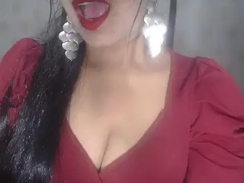 LustyShreya from StripChat is Freechat