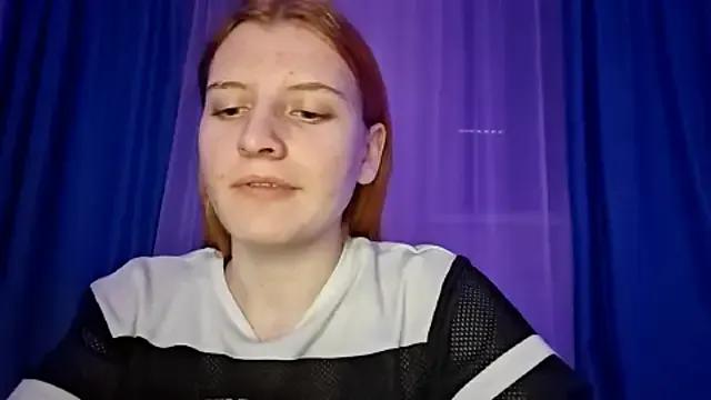 LynteriLain from StripChat is Freechat