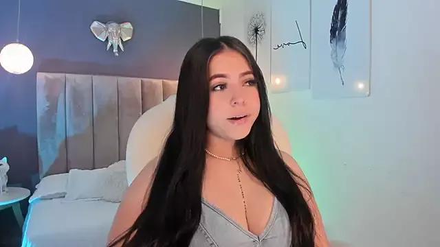 Maaiitee from StripChat