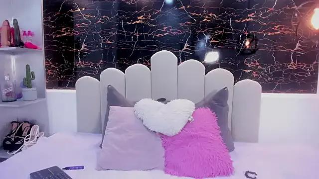 Maazikeen on StripChat