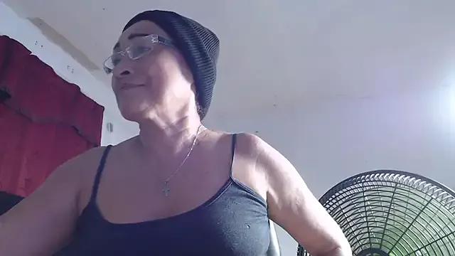 Maggi_hotsson from StripChat