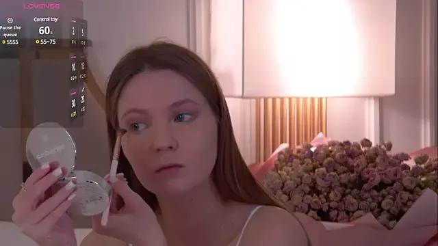 MaggieRoss from StripChat is Freechat