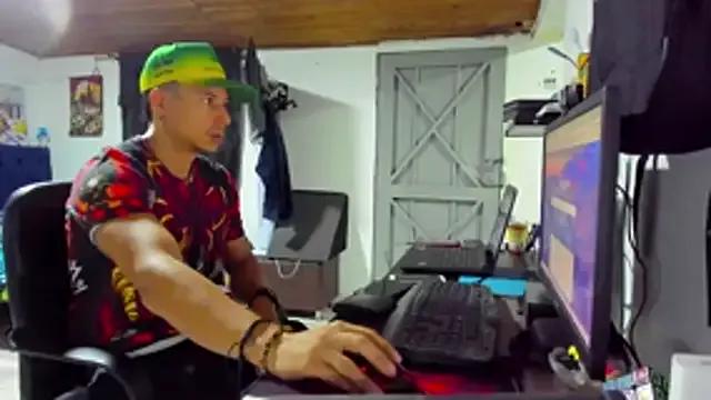 Malek_Ivonny from StripChat is Freechat