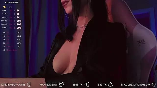 Mamiemeow from StripChat