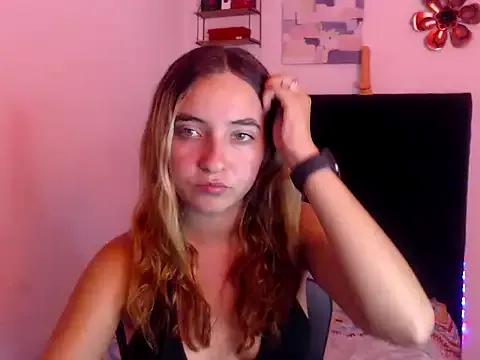 mandyy_petite from StripChat is Freechat