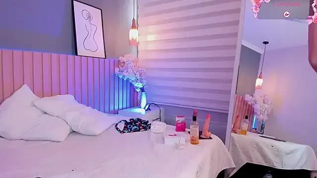 Maraia_Ford from StripChat is Freechat
