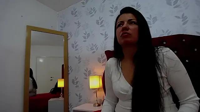 MargarettCooper from StripChat is Freechat