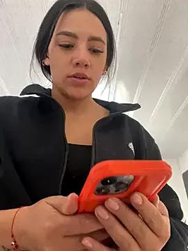 Marianahb-e from StripChat is Freechat