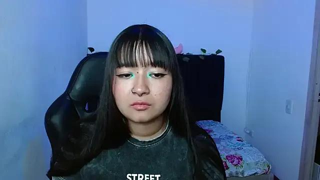 MarianaVarela from StripChat is Freechat